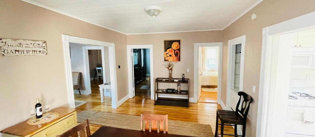 Delightful 2Br Apartment With Balcony - 15 Min From Mohegan Sun- Foxwoods Casinos & Mystic New London Bagian luar foto