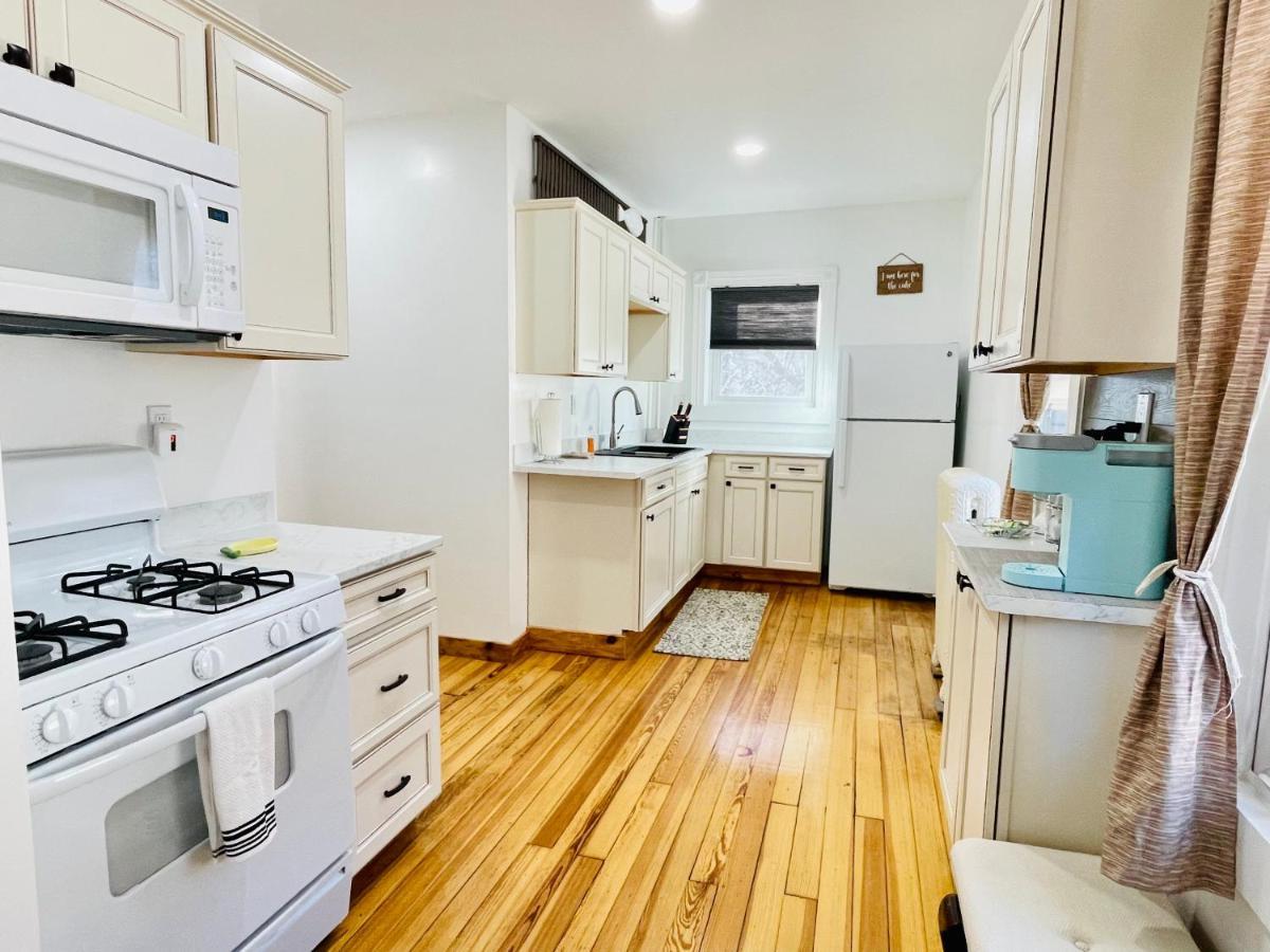 Delightful 2Br Apartment With Balcony - 15 Min From Mohegan Sun- Foxwoods Casinos & Mystic New London Bagian luar foto