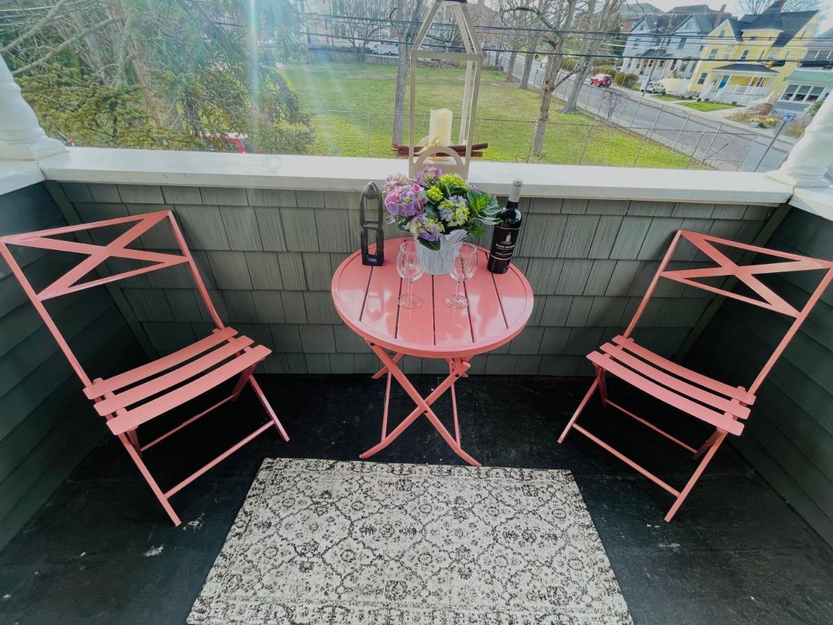 Delightful 2Br Apartment With Balcony - 15 Min From Mohegan Sun- Foxwoods Casinos & Mystic New London Bagian luar foto