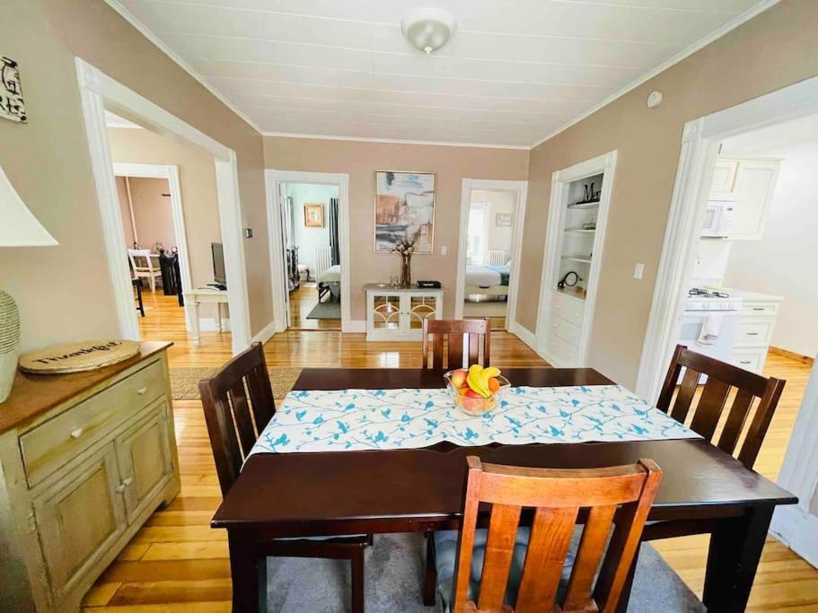 Delightful 2Br Apartment With Balcony - 15 Min From Mohegan Sun- Foxwoods Casinos & Mystic New London Bagian luar foto