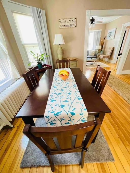 Delightful 2Br Apartment With Balcony - 15 Min From Mohegan Sun- Foxwoods Casinos & Mystic New London Bagian luar foto
